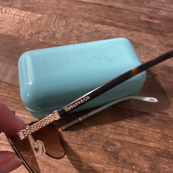 Tiffany & Co. sunglasses - Picture 6 of 7